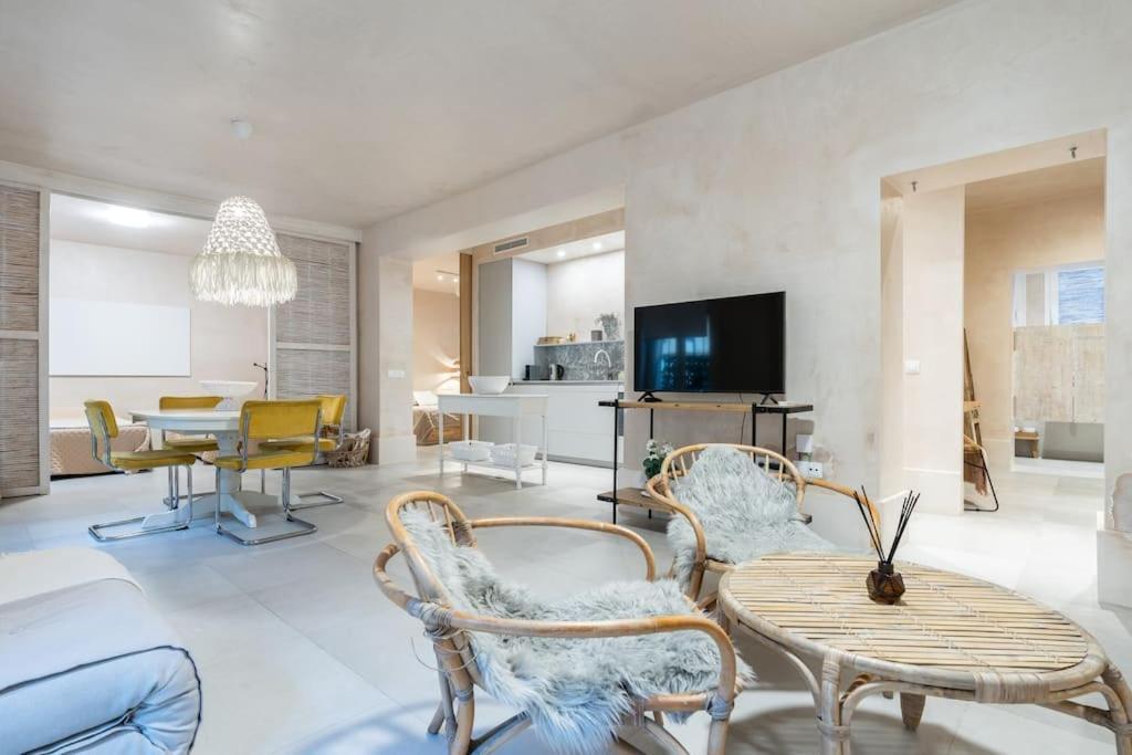 Apartament Exclusivo Bajo Frente Al Mar - Playa La Caleta Malaga Zewnętrze zdjęcie