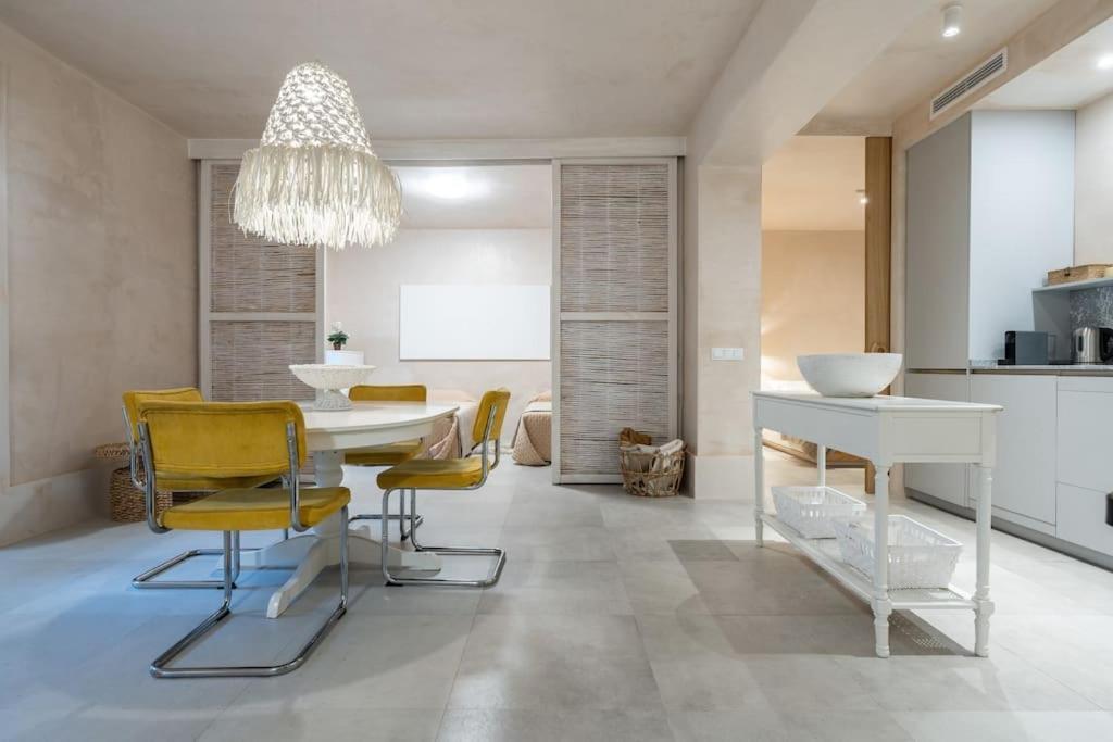 Apartament Exclusivo Bajo Frente Al Mar - Playa La Caleta Malaga Zewnętrze zdjęcie