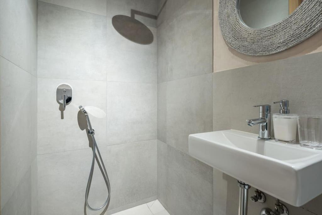 Apartament Exclusivo Bajo Frente Al Mar - Playa La Caleta Malaga Zewnętrze zdjęcie