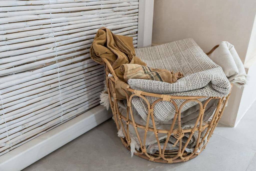 Apartament Exclusivo Bajo Frente Al Mar - Playa La Caleta Malaga Zewnętrze zdjęcie