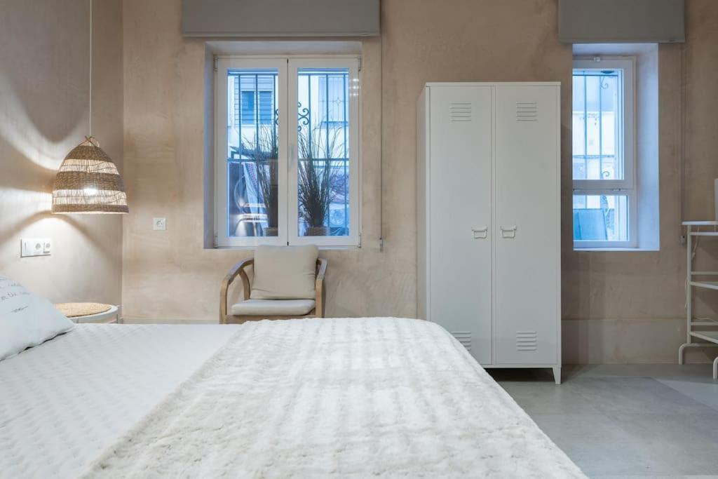 Apartament Exclusivo Bajo Frente Al Mar - Playa La Caleta Malaga Zewnętrze zdjęcie